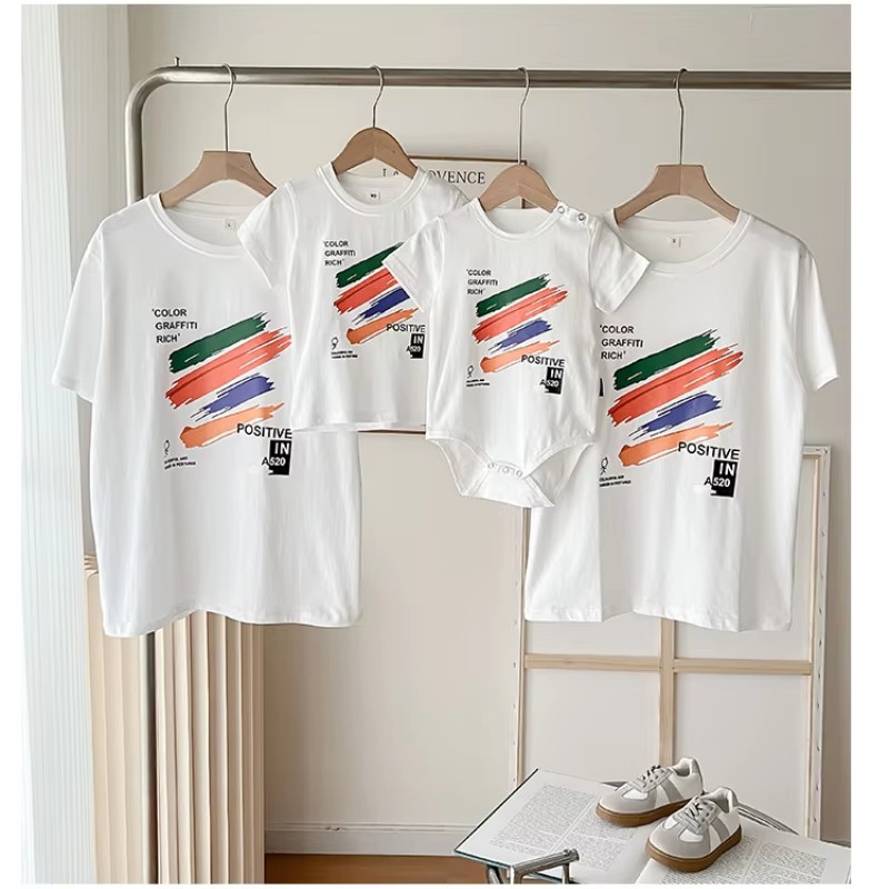 T-Shirt Coordinati Famiglia Es - Summer Clothing Drawing recensione e prezzo